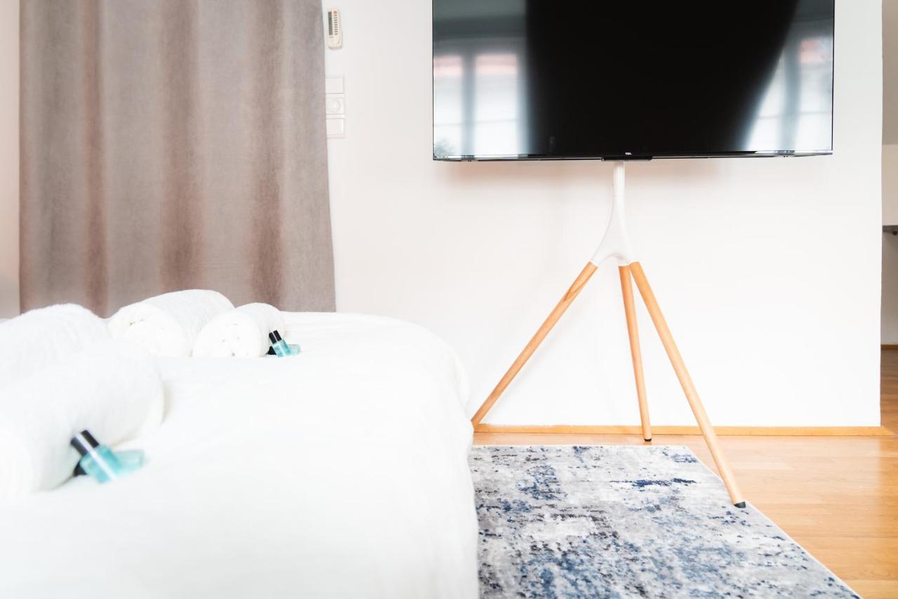 Comfy Downtown Loft - Self Check-In - Centre Of Graz Daire Dış mekan fotoğraf