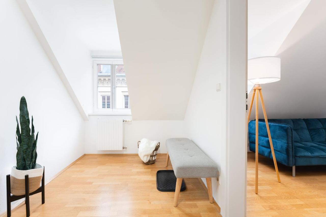 Comfy Downtown Loft - Self Check-In - Centre Of Graz Daire Dış mekan fotoğraf